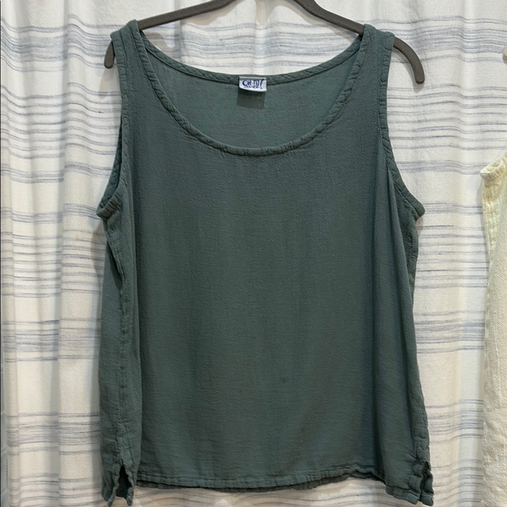 Oh My Gauze Green Sleeveless Tank Top Relaxed Fit